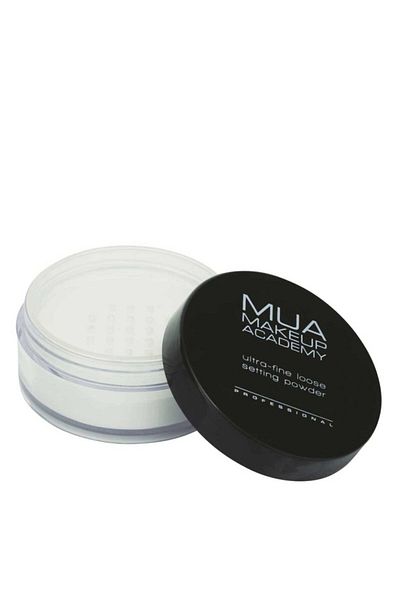 Make Up Academy بودرة مثبتة فضفاضة فائقة النعومة