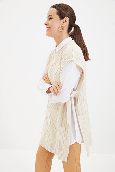Trendyol Modest Beige Tie Waist Braided Knitwear Sweater TCTAW22UV0018