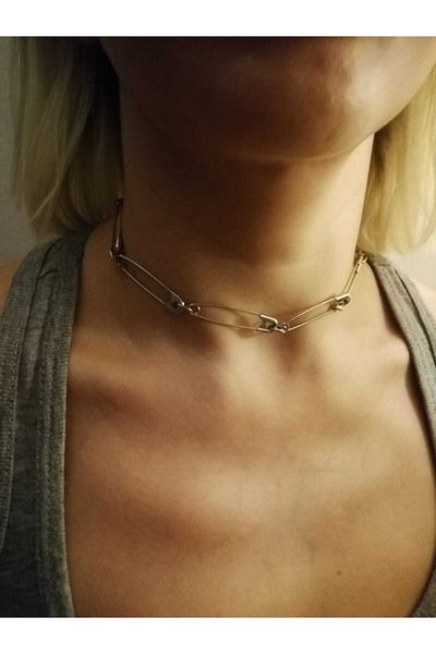 Fugusugu Safety Pin Gothic Choker