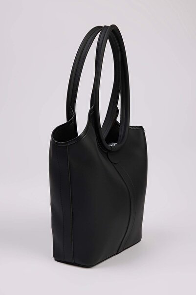TRENDYOL SHOES Black Women's Hand and Shoulder Bucket Bag Takaw26Oc00016