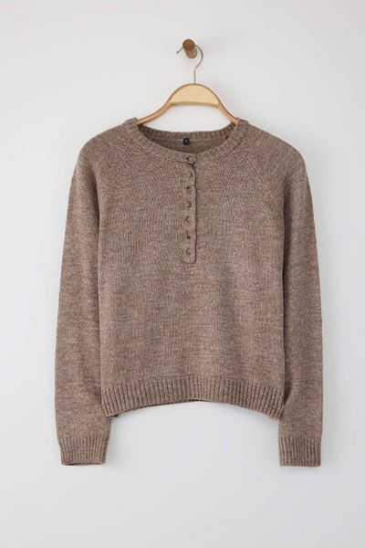 Trendyol Collection Плетено пуловер с копчета и мека текстура от норка TWOAW25KZ00103
