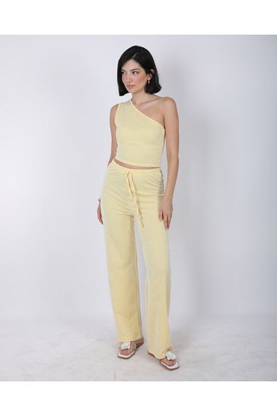 DEQ FASHION Women's Yellow Striped One Shoulder Crop Pants Bottom Top Set