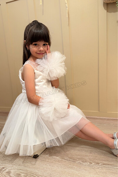 penu baby kids Rochie de fetiță din tul alb cu perle și pompon mare