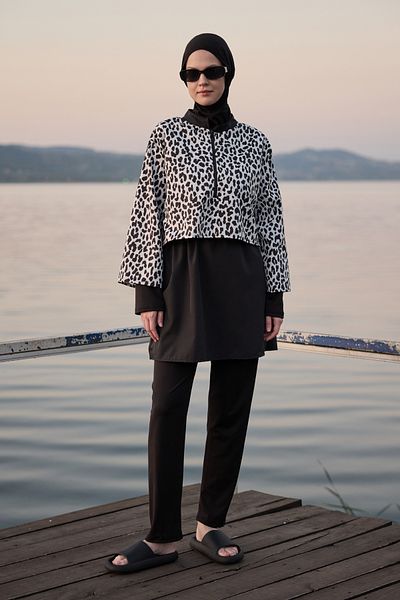Bipantolon Γυναικείο Σετ μαγιό Hijab Μαύρο Λευκό Leopard Printed Full Covered 3 τεμαχίων