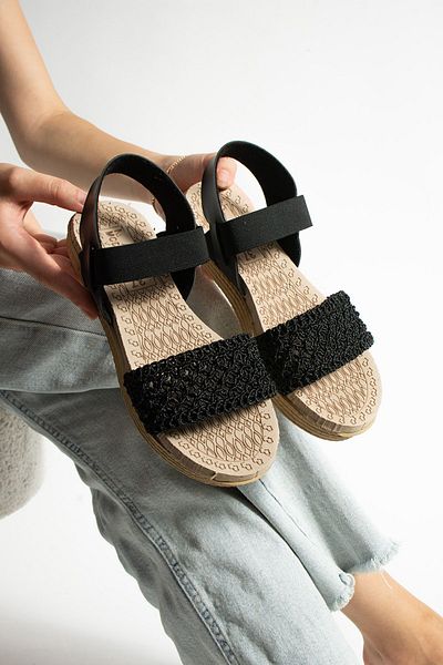 Moda Devrin Black Straw Knitted Elastic Sandals