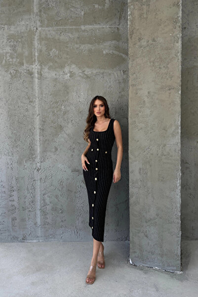 KauFurn Kare Yaka Düğme Detaylı Yırtmaçlı Uzun Elbise