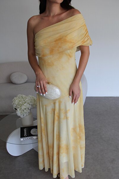 Julidress Sarı Desenli Tek Omuz Astarlı Premium Şifon Tül Elbise