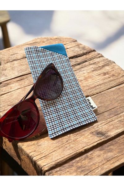 Pirene Thorn Plaid Glasses Case – Men/Unisex