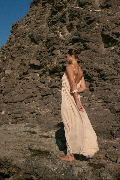 Askı Nişantaşı Stone Lined Thin Strap Linen Dress