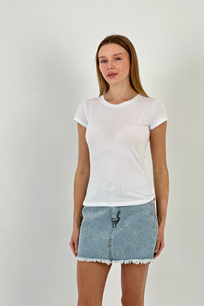 Miss Poem Γυναικείο καλοκαιρινό κοντομάνικο μπλουζάκι με λαιμόκοψη σε λευκό χρώμα