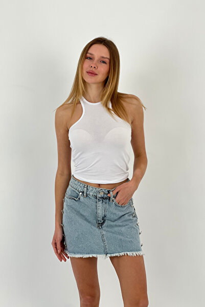 Miss Poem Γυναικείο λευκό μπλουζάκι με λουράκια που εφαρμόζεται στο σώμα