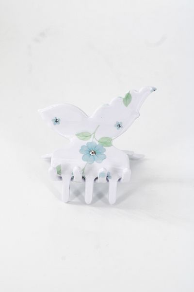 Roberta Lorenz Women's Butterfly Design Bone Material Special Design Hairpin 6 cm
