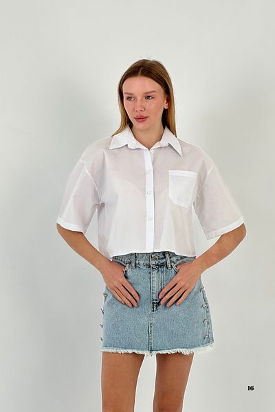 Miss Poem Women's Short Summer Pocket Loose Oversize Crop White Shirt