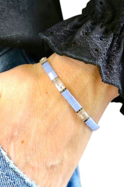 NAZLI TAKILAR Baby Blue Elastic Summer Tila Bracelet
