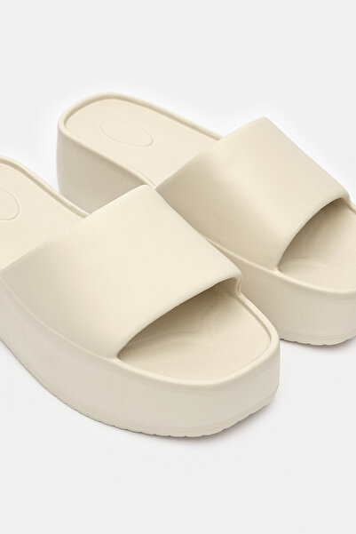 Penti Fashion Ecru Slippers