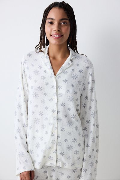 Penti Snowflakes Ecru Hemd-Hosen-Pyjama-Set