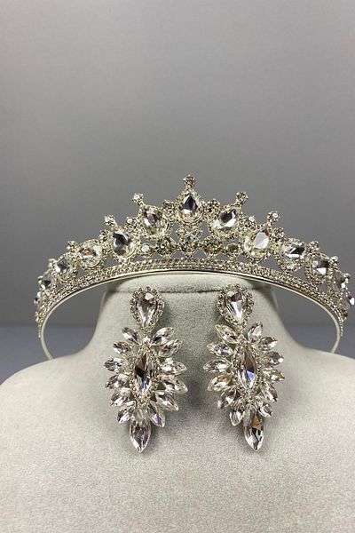 Hayalperest boncuk Ade Bridal Crown and Drop Earring Set