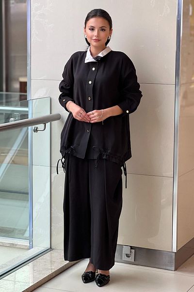Ghisa Kupra Suit with Vertical Yak Hem Rope Gathered Loose Trousers