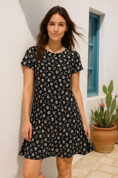 Rich Γυναικείο καλοκαιρινό κοντομάνικο φόρεμα με μαύρο φλοράλ σχέδιο - Μίνι φόρεμα με στρογγυλή λαιμόκοψη