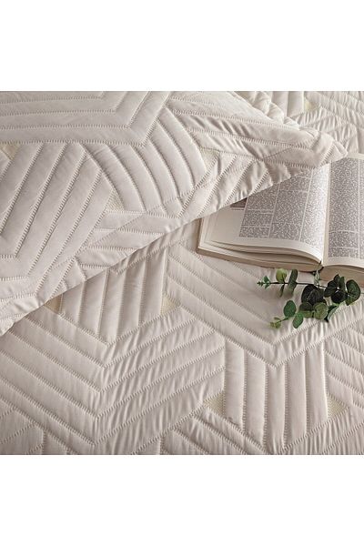 Linens White Vita Double Bed Cover Set