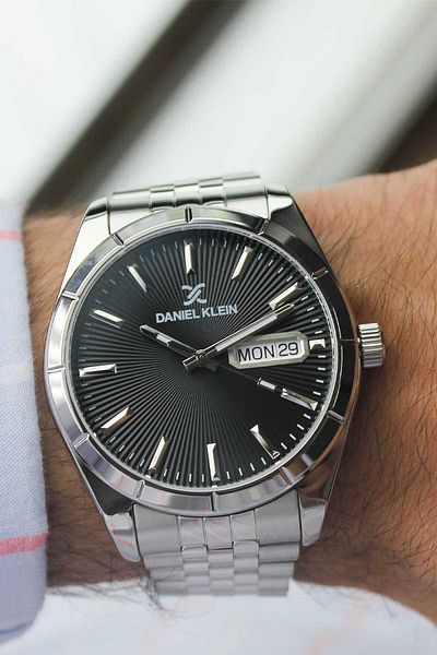 Daniel Klein Dk095777 Men's Wrist Watch with Steel Band