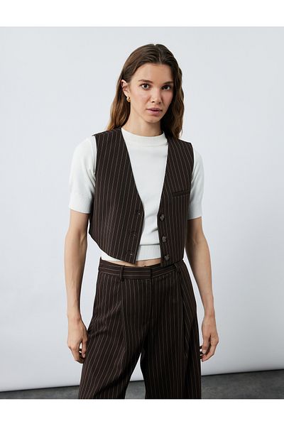 Koton Sleeveless Pocketed V-Neck Button Crop Vest