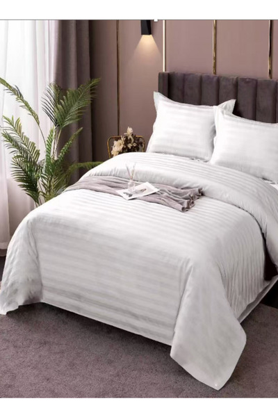 LUNA HOME طقم سرير فاخر مقاس كينج، 6 قطع، تصميم مخطط باللون الأبيض، 220×240 سم.
