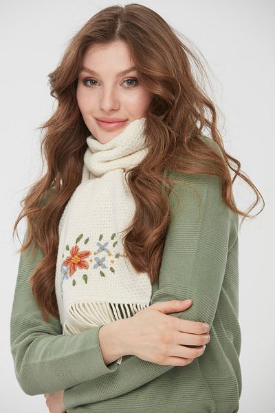Desen Triko Women's Embroidered Wool Scarf Bone