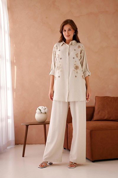 BURRASCA Oversize Linen Set with Embroidered Stones