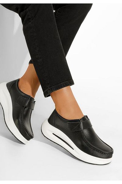 B T Shoes Women's black Alseida leather loafers