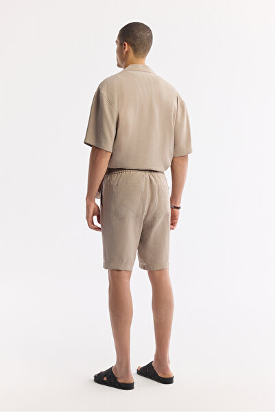 Avva Erkek Bej Beli Lastikli Bağcıklı Soft Touch Relaxed Fit Şort A51Y3703