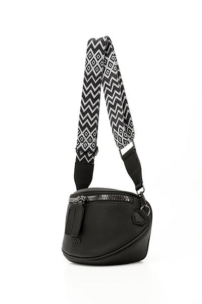 GÖNDERİ(R) Women/Girls Black Long Strap Shoulder Bag