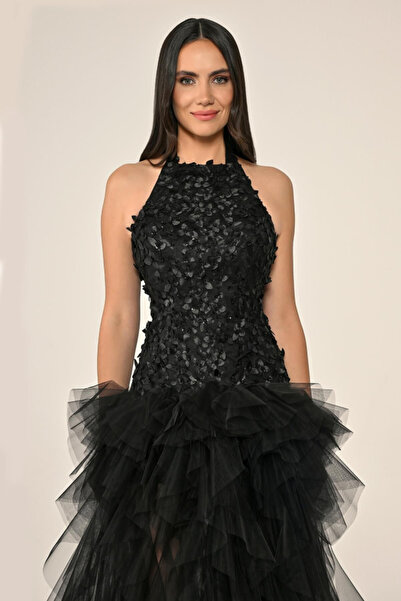 ALFABETA KADIN ABİYE HALTER YAKA 3 BOYUTLU ÇİÇEKLİ BEDEN KATLI TÜL UZUN ŞIK ELBİSE