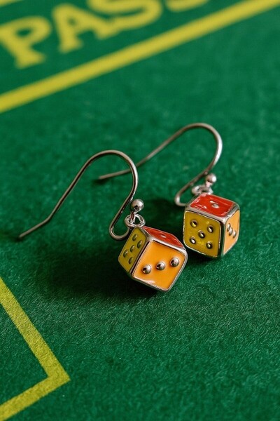Fildişi Aksesuar Colorful Dice Shaped Enamel Women's Earrings Double Pieces Handmade Earrings