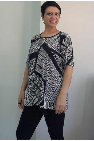 Mertcan Butik Black and White Print Short-Sleeved Combed Viscose T-Shirt