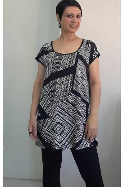 Mertcan Butik Low Sleeve Black and White Patterned Combed Viscose T-Shirt with Full Size