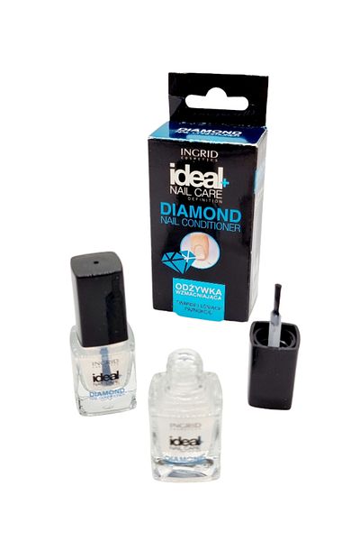 OEM IDEAL NAIL CARE – Tratament Diamond pentru Unghii Puternice și Strălucitoare