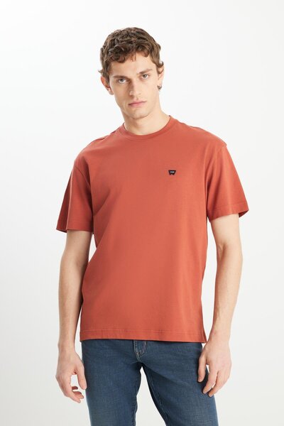 WRANGLER %100 Pamuk Relaxed Fit Geniş Kesim Minimal Logo Siyah Tişört