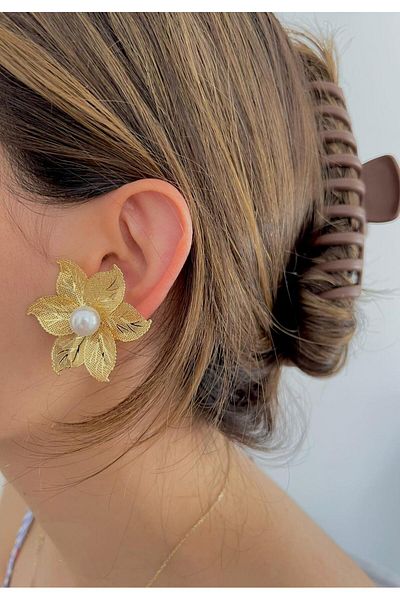STEELSPARK Elegant Flower Premium Earrings