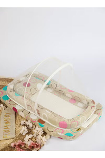 Fun Moment سرير إسفنجي حديث الولادة فائق النعومة وجيد التهوية مع مجموعة متنوع...