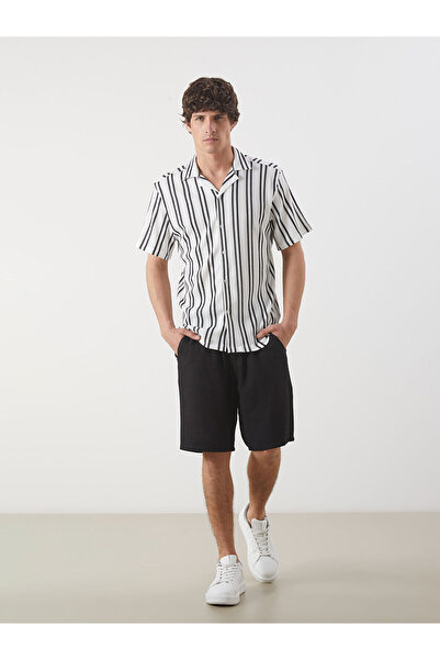 LC Waikiki Sort pentru bărbați cu aspect de in, model standard, sezon nou - S...