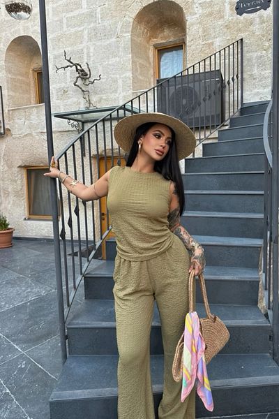 MOZENA Zero Sleeve Basic Seersucker Double Suit