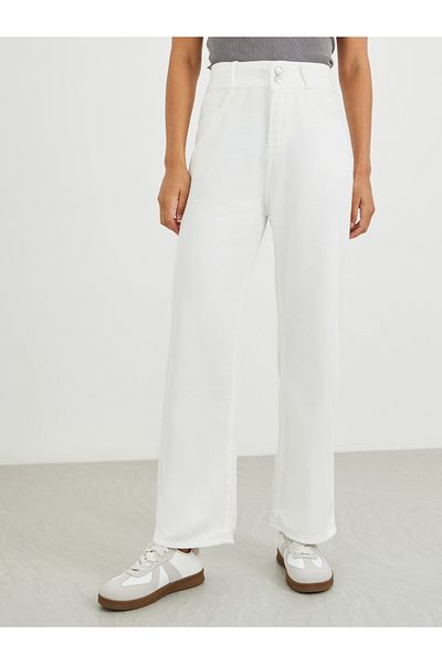 Styli Solid Mid Rise Straight Fit Jeans