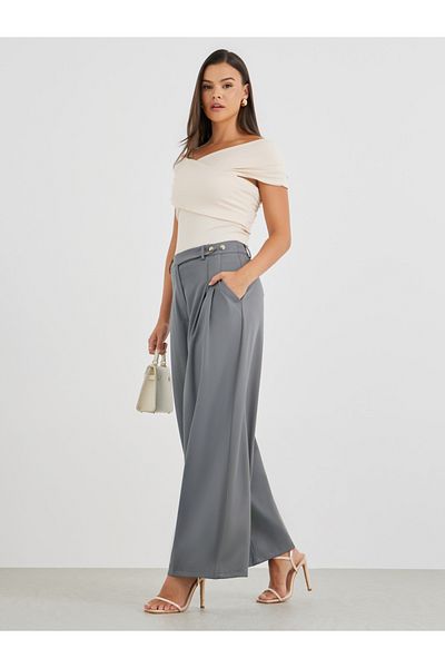 Styli Mid Rise Wide Leg Pleated Pants