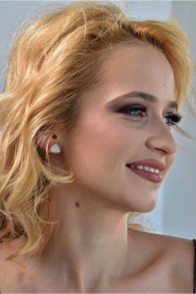 NARRU Handmade earrings, stylized triangle, red and silver, Vasia