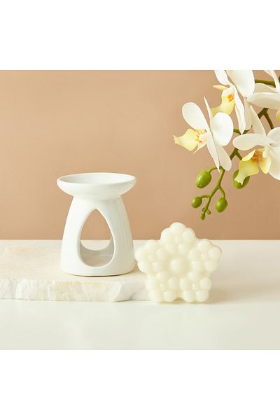 Lifestyle Hibiscus Oil Burner And Scented Waxmelt Gift Set