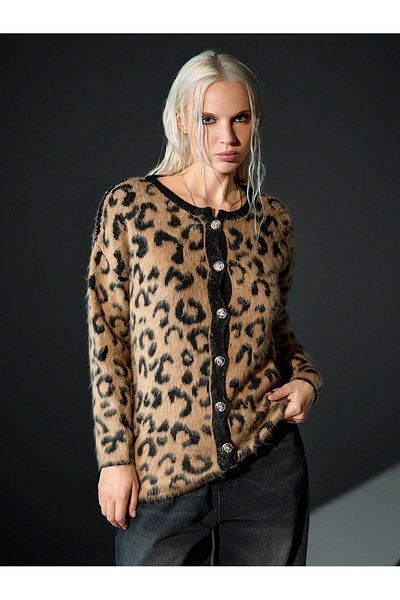 hidafashion Leopard Pattern, Standard Size, Soft Buttoned Cardigan