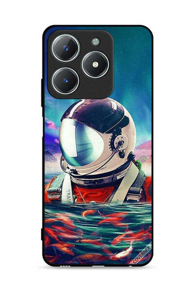 Covernex غطاء حماية لهاتف Realme C63 4G بتصميم رائد فضاء في بحر الأسماك