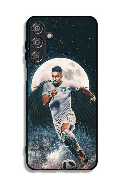 Covernex غطاء حماية لهاتف سامسونج جالاكسي M16 5G، سالم الدوسري يحمل كرة قدم
