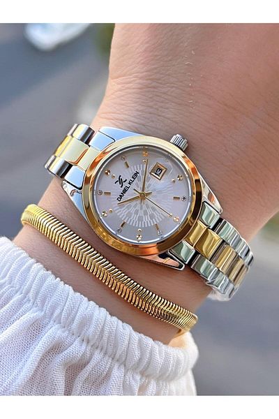 Daniel Klein Women's Wrist Watch+Bracelet with Calendar Dial 3 Atm Water Resistant 2 Years Warranty Bx10944.3